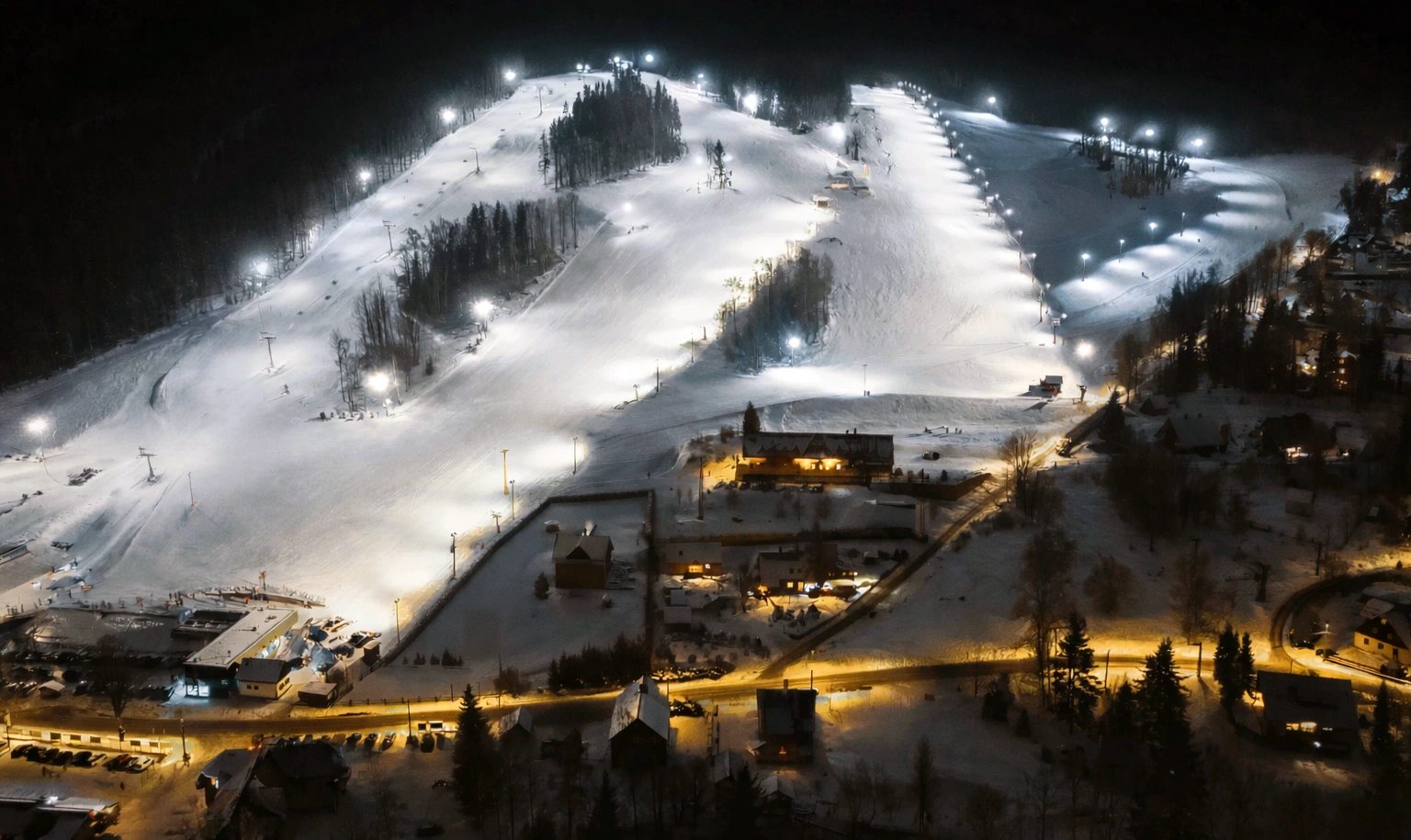 Nocne narciarstwo XXL SkiArena Karlov