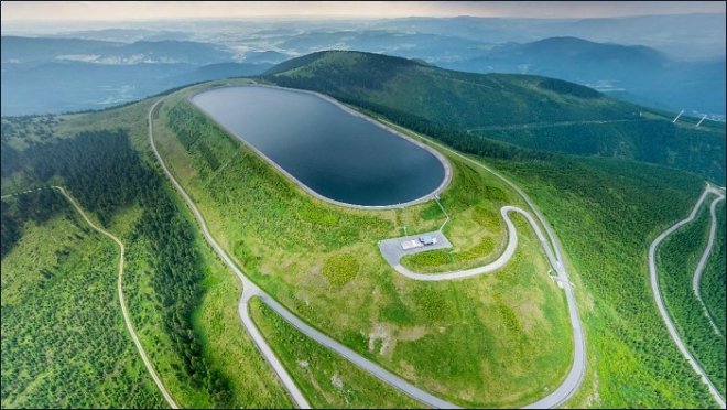 Přečerpávací vodní elektrárna Dlouhé stráně